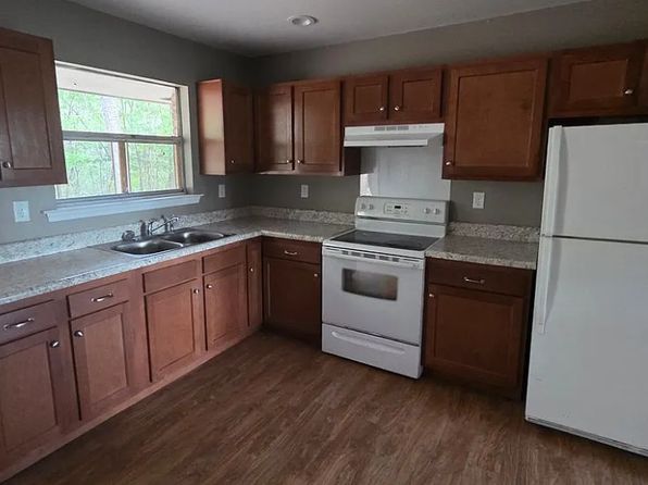 (undisclosed Address)