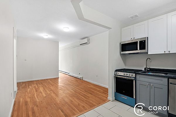 1st image of 137 Herkimer St