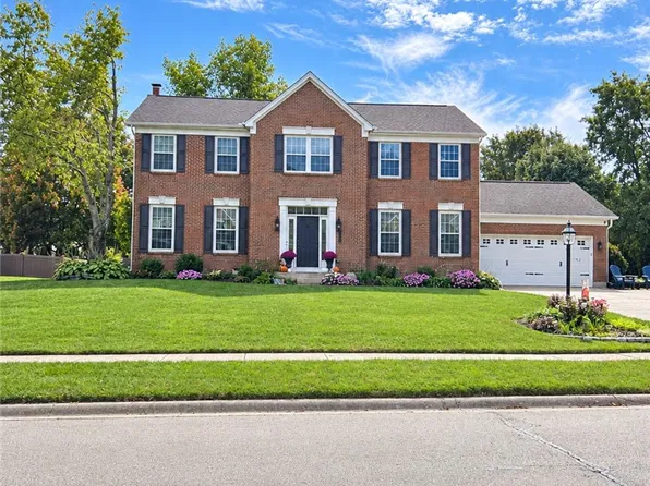 1230 Spring Ash Dr, Dayton, OH 45458
