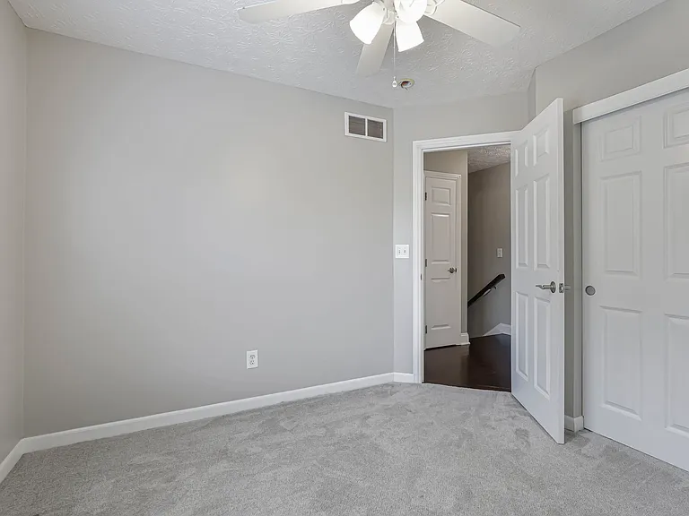 4392 Greensbury Dr — Photo 52