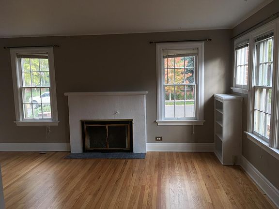 4th image of 1337 S Lafayette St