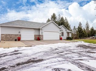 32410 N Ridge Rd, Chattaroy, WA 99003