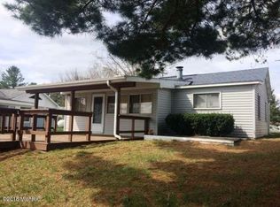 6612 Ridge Rd, Harrison, MI 48625