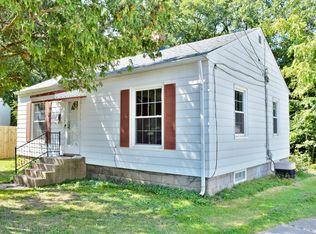 103 18th Ave, Moline, IL 61265