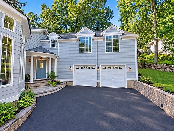 2nd image of 35 Sunny Hill Rd