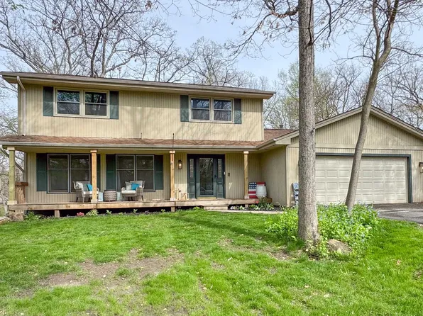 10311 William Trl, Roscoe, IL 61073
