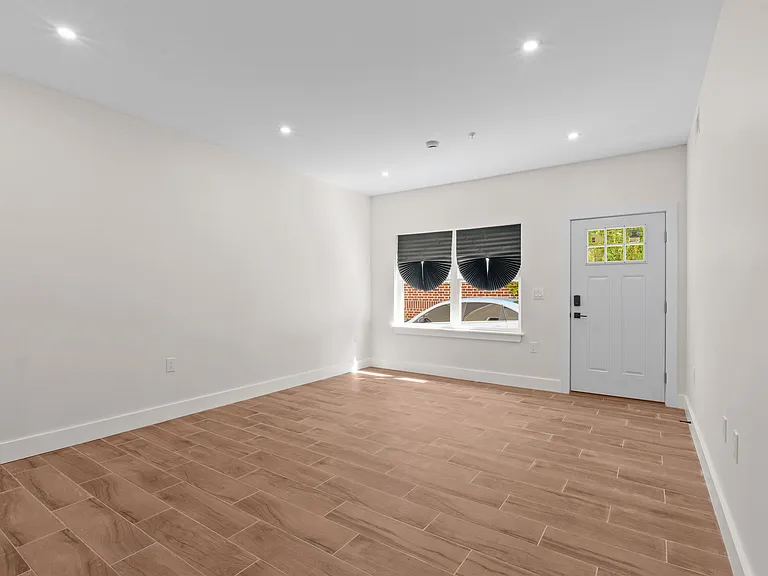 50 Bock Ave #1 — Photo 17