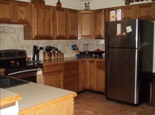 6911 SW Stone Gap Rd, Augusta, KS 67010