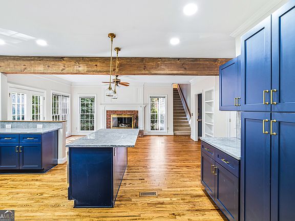4th image of 1664 Holly Lake Cir