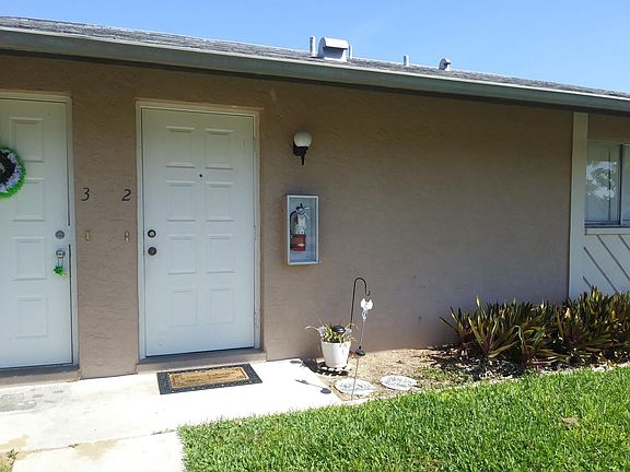 2nd image of 923 Gleason Pkwy #2