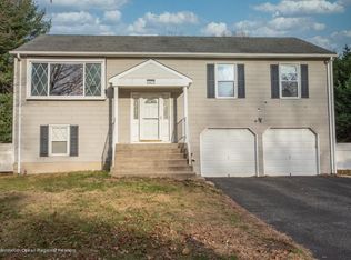 1277 Ventura Dr, Lakewood, NJ 08701