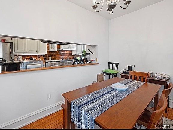 4th image of 13 Strawberry St #A