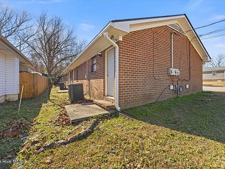 1601 Betz St — Photo 12