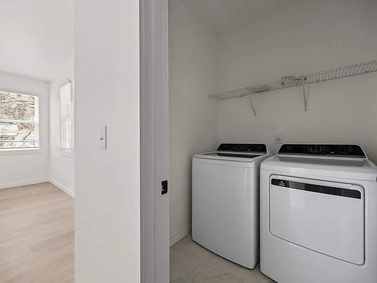 2813 Wilcox Pl — Photo 6