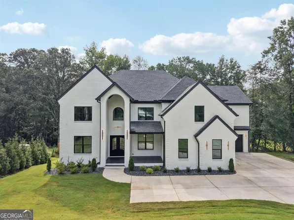 2977 N Bogan Rd, Buford, GA 30519