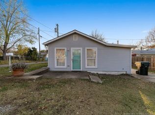 307 W 8th St, Claremore, OK 74017