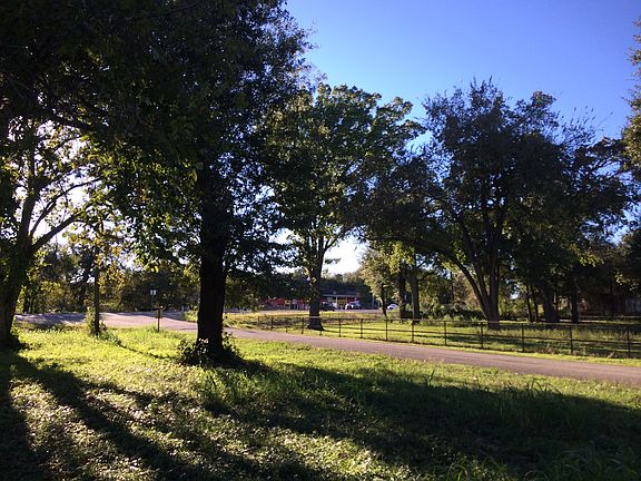 2nd image of Tbd Corner St Hwy 36 And Pin Oak 3.73 Acres
