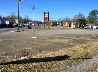 1021 W 10th St, Metropolis, IL 62960