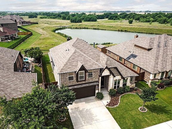 4th image of 9428 Cypress Lake Dr