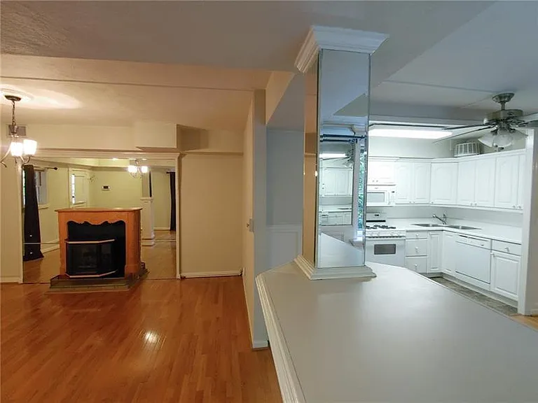 76 Laurel Forest Cir NE — Photo 6