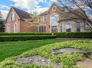 2758 Whispering Woods Dr, Ann Arbor, MI