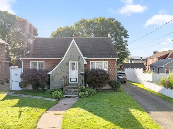 2204 E Main St, Endicott, NY 13760