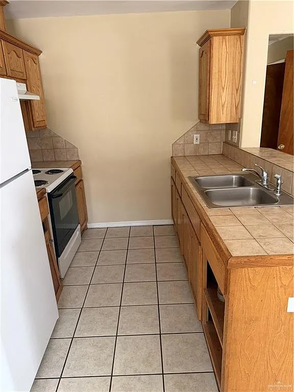 2 bed, 2.0 bath, 962 sqft, $850 — Photo 4