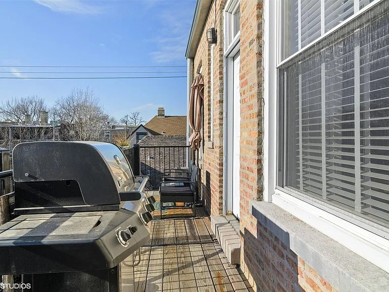 3217 W Altgeld St #3 — Photo 9