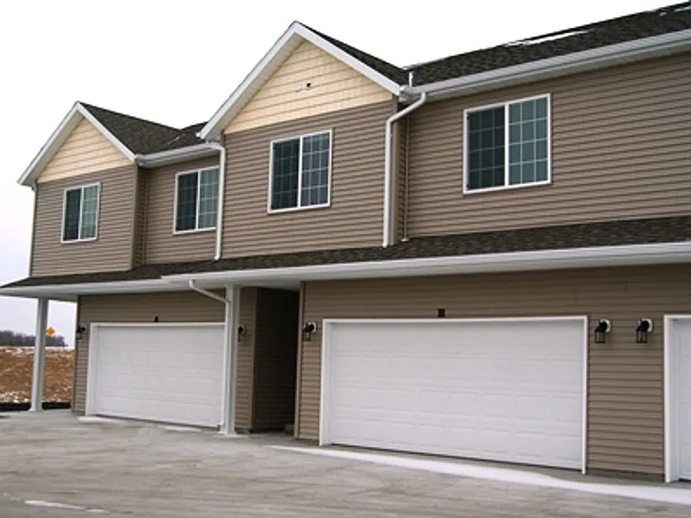 Westport Beach Townhomes — Photo 41