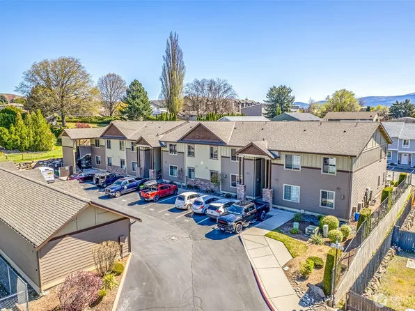 1051 N Baker Avenue #B203, East Wenatchee, WA 98802