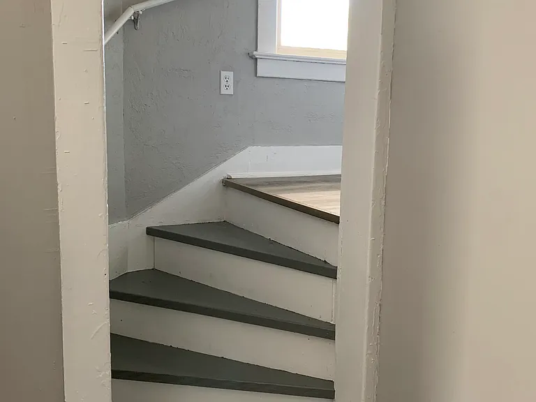 4907 Capitol Ave #6 — Photo 6