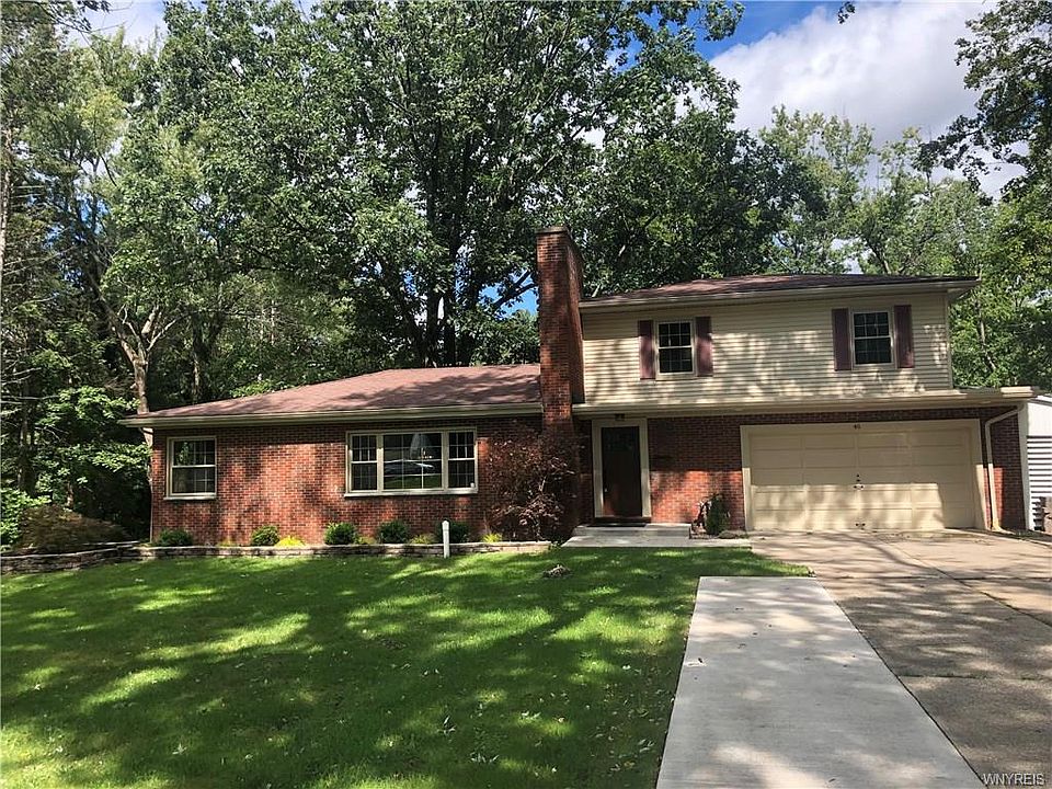 1st image of 46 Crescent Dr