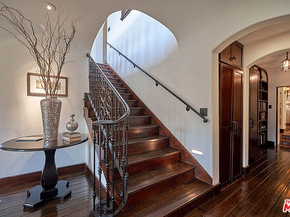 5th image of 6746 Wedgewood Pl