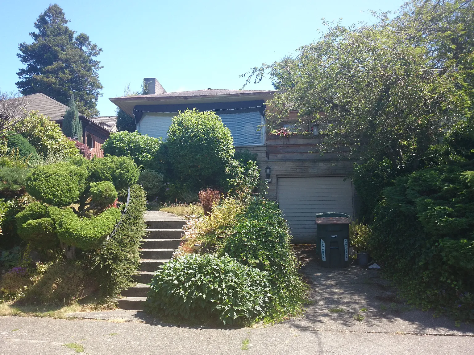 2548 29th Ave W photo 1