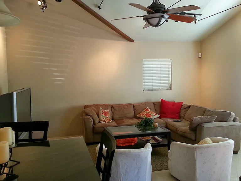 2531 E Drachman St — Photo 9