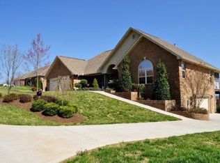 1430 Instrumental Ave, Sevierville, TN 37876