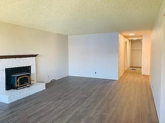 120 Cleveland St NE — Photo 4