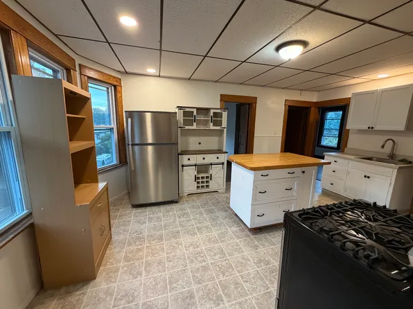 36 Stebbins St #3, Worcester, MA 01607
