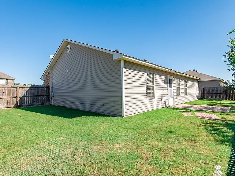 3103 Greensprings Rd — Photo 13