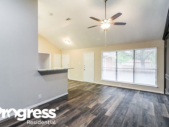 4th image of 932 Knollwood Dr