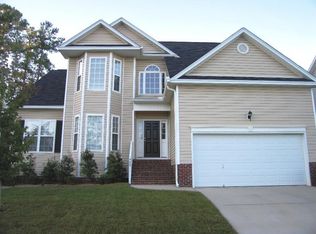422 Keowee Dr, Lexington, SC 29072