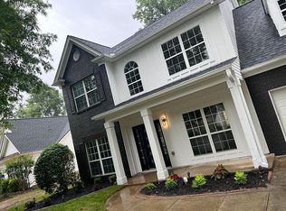 5259 Leecroft Dr, Buford, GA 30518
