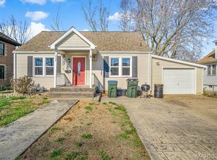 237 N Moore St, Waterloo, IL 62298