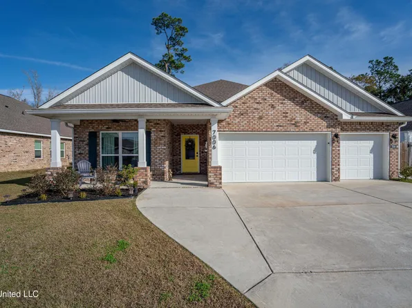 7006 Crawford Dr, Long Beach, MS 39560