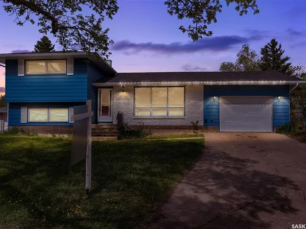 33 BAUERMEISTER STREET, Regina, SK S4R 5N3