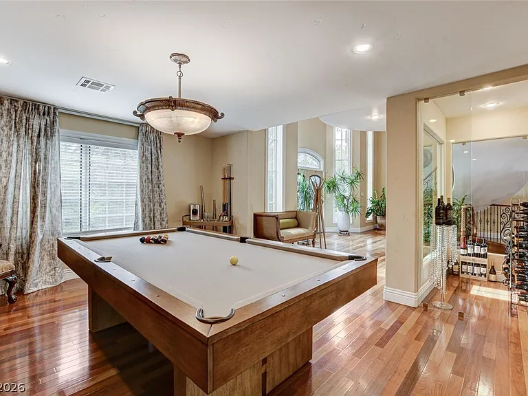 7001 Alamitos Cir — Photo 16