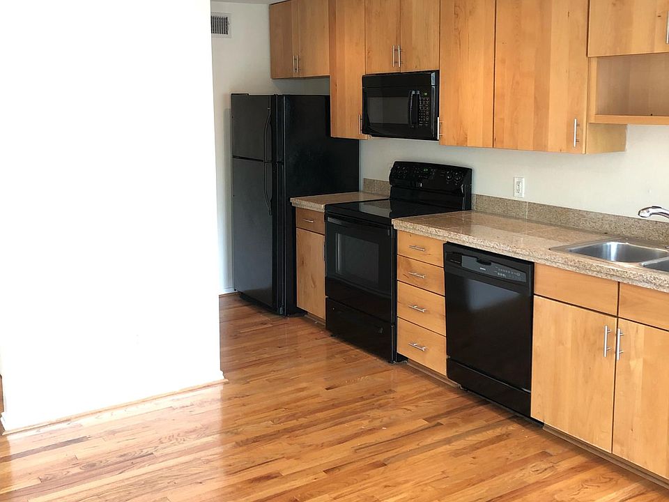1st image of 4616 W Lovers Ln APT 115