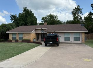 1401 Okelley Rd, Rockdale, TX 76567