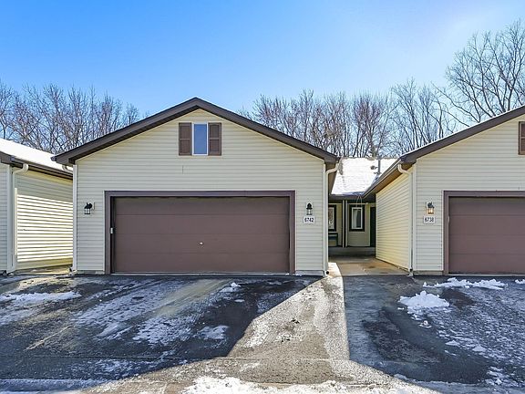 2nd image of 6742 Gretchen Ln N