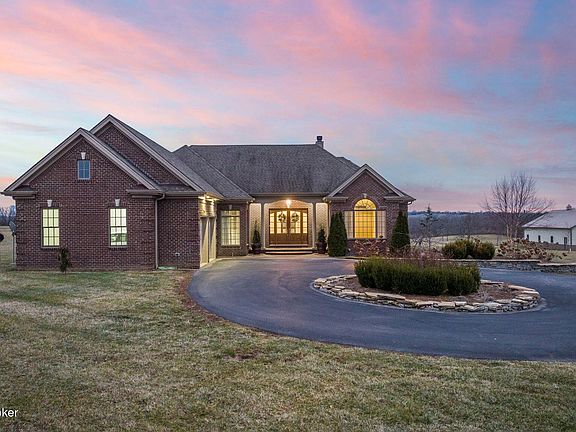 3rd image of 300 Mills Ln